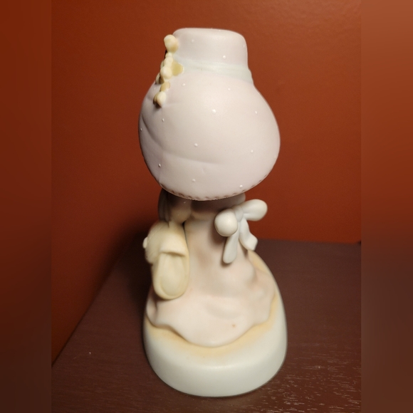 Precious Moments "To A Very Special Mom" 1983 - Picture 6 of 8